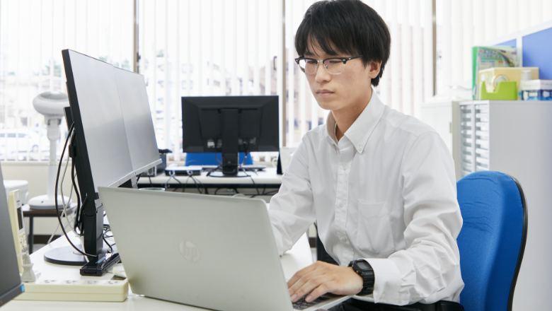 実務経験ゼロの私がプログラミングをするなんて。